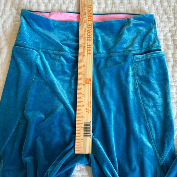 Lilly Pulitzer Luxletic Weekender High Rise Velour Leggings UPF 50+ size large - Picture 5 of 9